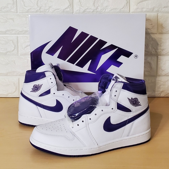 Nike Wmns Size 11.5 Air Jordan 1 Retro High OG Court Purple CD0461-151 - Picture 6 of 12